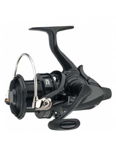 Mulineta Daiwa Emblem BR 25A