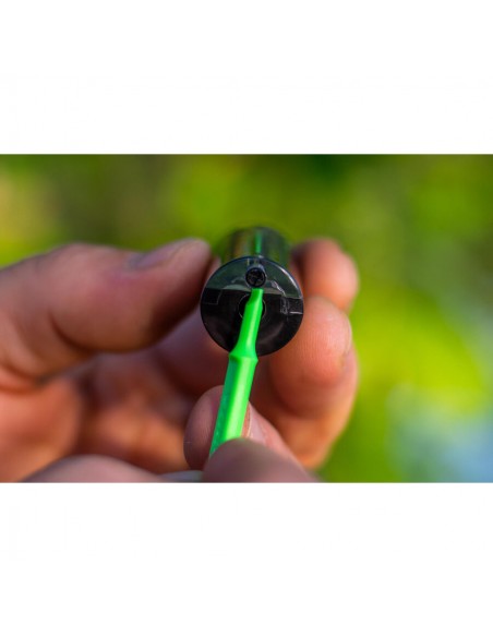Swinger Korda, Black Swinger Korda, Black