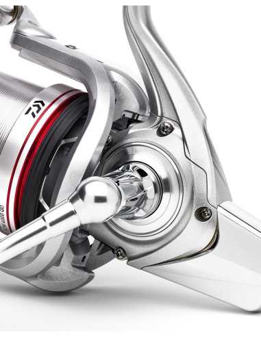 Mulineta Daiwa Emblem Surf 45 SCW QD
