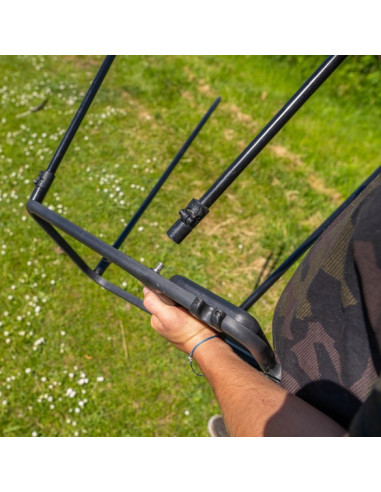 Suport pentru Galeata Avid Carp Bait Station Kit