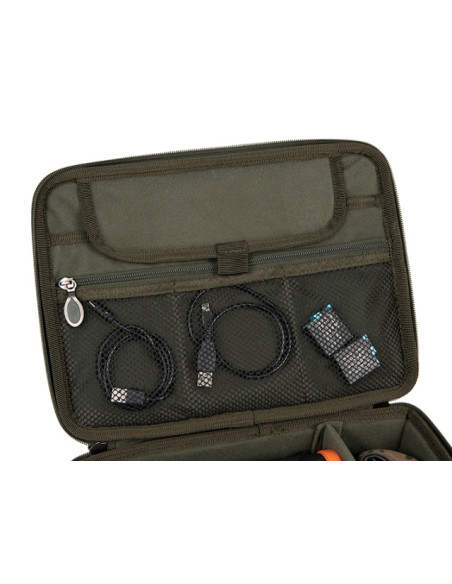 Geanta Fox Camolite Gadget Safe Deluxe, 23.5x31x13cm Geanta Fox Camolite Gadget Safe Deluxe, 23.5x31x13cm