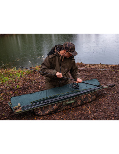 Husa Lansete Fox Camolite Rod Case 4 Lansete + 4 Mulinete, 10ft