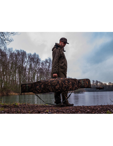 Husa Lansete Fox Camolite Rod Case 4 Lansete + 4 Mulinete, 10ft Husa Lansete Fox Camolite Rod Case 4 Lansete + 4 Mulinete, 10ft