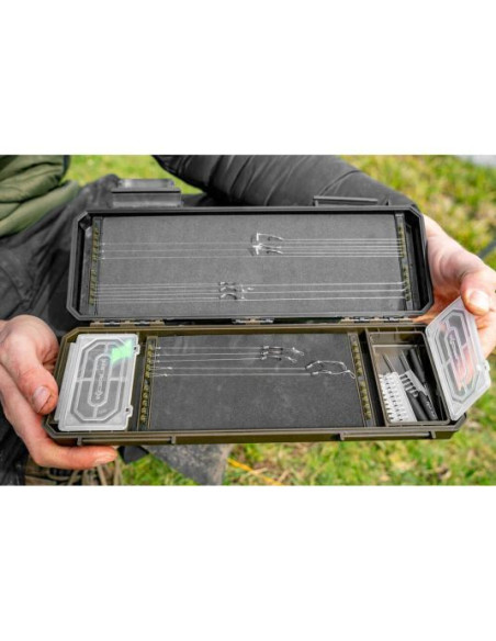 Penar Monturi Korum Speci Rig Blox, 11.6x29.5x4cm Penar Monturi Korum Speci Rig Blox, 11.6x29.5x4cm