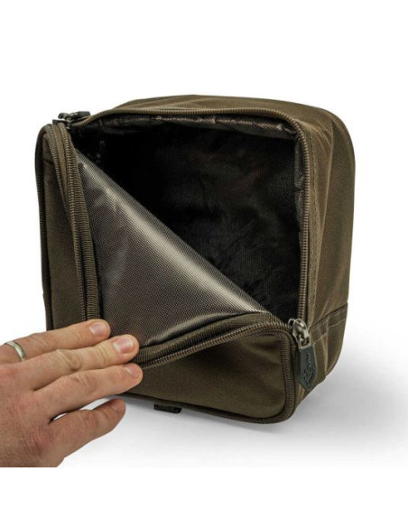 Borseta Avid Carp Compound Insulated Pouch, Small, 20x10x20cm Borseta Avid Carp Compound Insulated Pouch, Small, 20x10x20cm