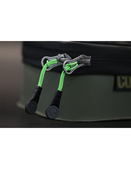 Borseta Korda Semi-rigida Pentru Accesorii Compac 110 Kamo, 18.5x11.5x6cm