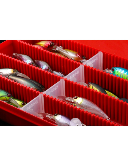 Cutie pentru Naluci Jackall 2800D Tackle M, Culoare Clear Red, 27.5x18.5x3.9cm Cutie pentru Naluci Jackall 2800D Tackle M, Culoare Clear Red, 27.5x18.5x3.9cm