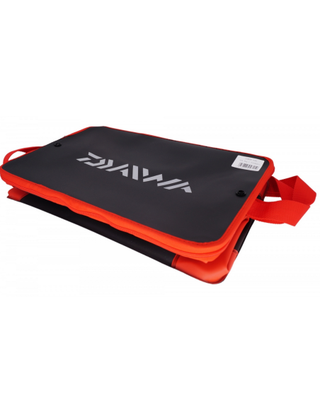 Geanta Pliabila Impermeabila Daiwa, 36x25x23cm Geanta Pliabila Impermeabila Daiwa, 36x25x23cm