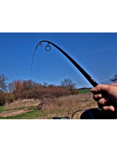 Lanseta Sonik Dominator RS, 3.04m, 3.50lbs, 2buc