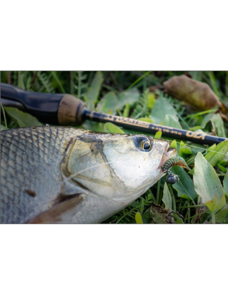 Grub FishUp Tanta, 055 Chartreuse Black, 5cm, 9buc/plic Grub FishUp Tanta, 055 Chartreuse Black, 5cm, 9buc/plic