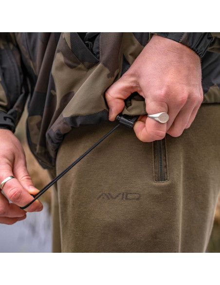 Jacheta Avid Carp Ripstop Camo Jacket Jacheta Avid Carp Ripstop Camo Jacket