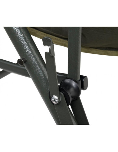 Scaun Rotund Carp Pro Diamond Round Chair Cu Picioare Telescopice, 104x60cm