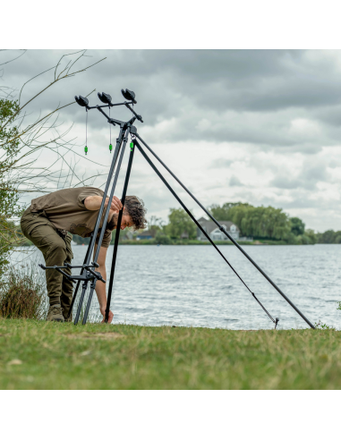 Rod Pod Avid Carp Extremity Pod, 3 Posturi
