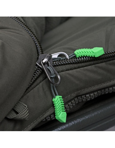 Pat Carp Pro Diamond 6 Picioare cu Sac de dormit 3 Sezoane