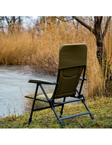 Scaun Carp Academy Quattro Camo, 48x40x60cm