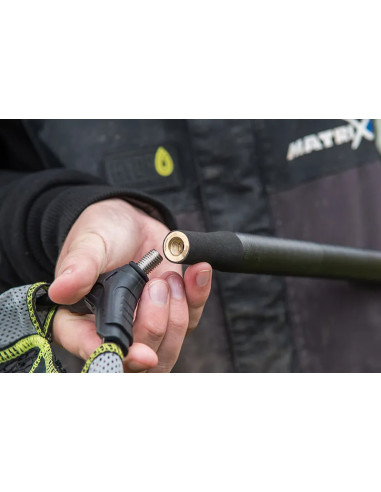 Coada Minciog Matrix Ethos XR Power Landing Net Handle 3 Tronsoane, 4.50m