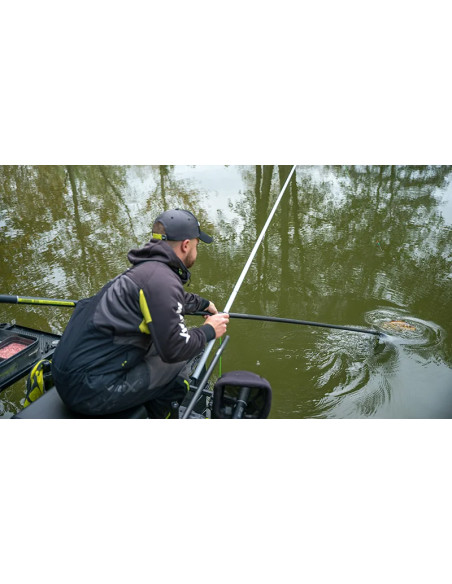 Coada Minciog Matrix Ethos XR Power Landing Net Handle 3 Tronsoane, 4.50m