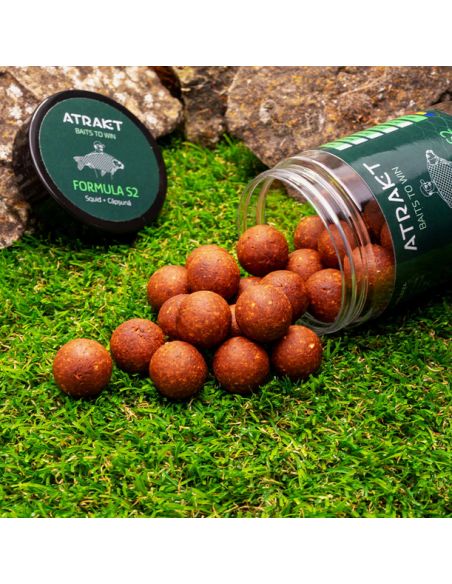 Boilies de Carlig Atrakt Formula S2, Squid & Strawberry, Solubil, 160g Boilies de Carlig Atrakt Formula S2, Squid & Strawberry, Solubil, 160g