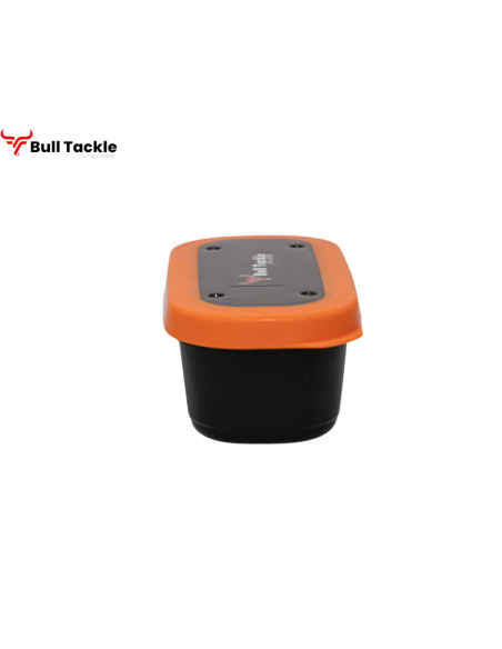 Cutie Momeala Bull Tackle Cu Capac Si Sita, 0.5L Cutie Momeala Bull Tackle Cu Capac Si Sita, 0.5L