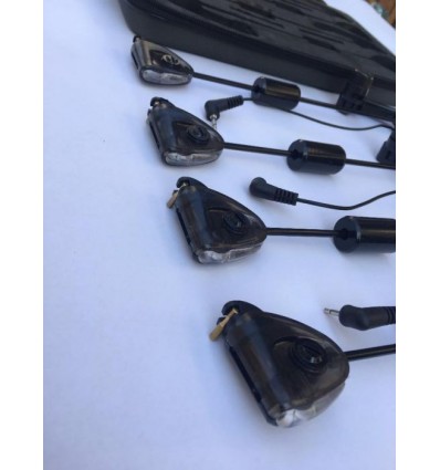 Set 4 Swingeri MKM3 Black Edition cu Iluminare si Penar Transport